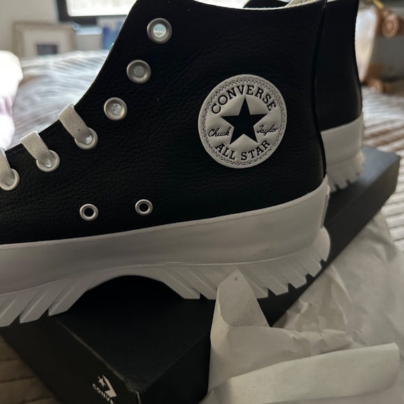 Converse Women's Chuck Taylor All Star Lugged Hi Sneakers - Picture 3 of 8